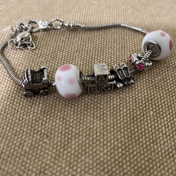 ** 3/$21 **  Mom to be charming handmade bracelet - Picture 2 of 6